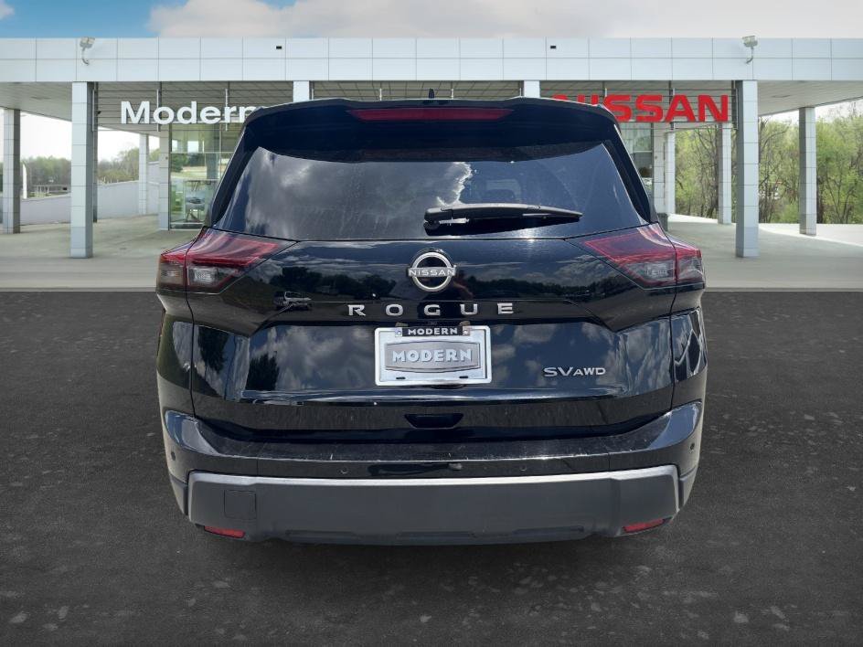 Used 2024 Super Black Nissan SV image 4