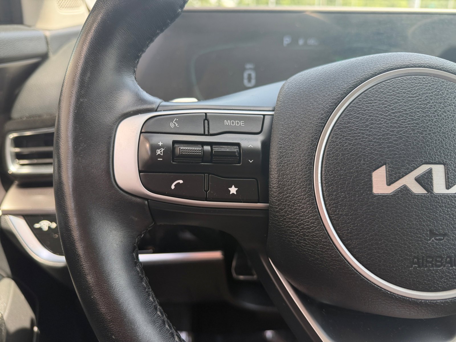 2023 Kia Sportage EX Hybrid - Photo 11