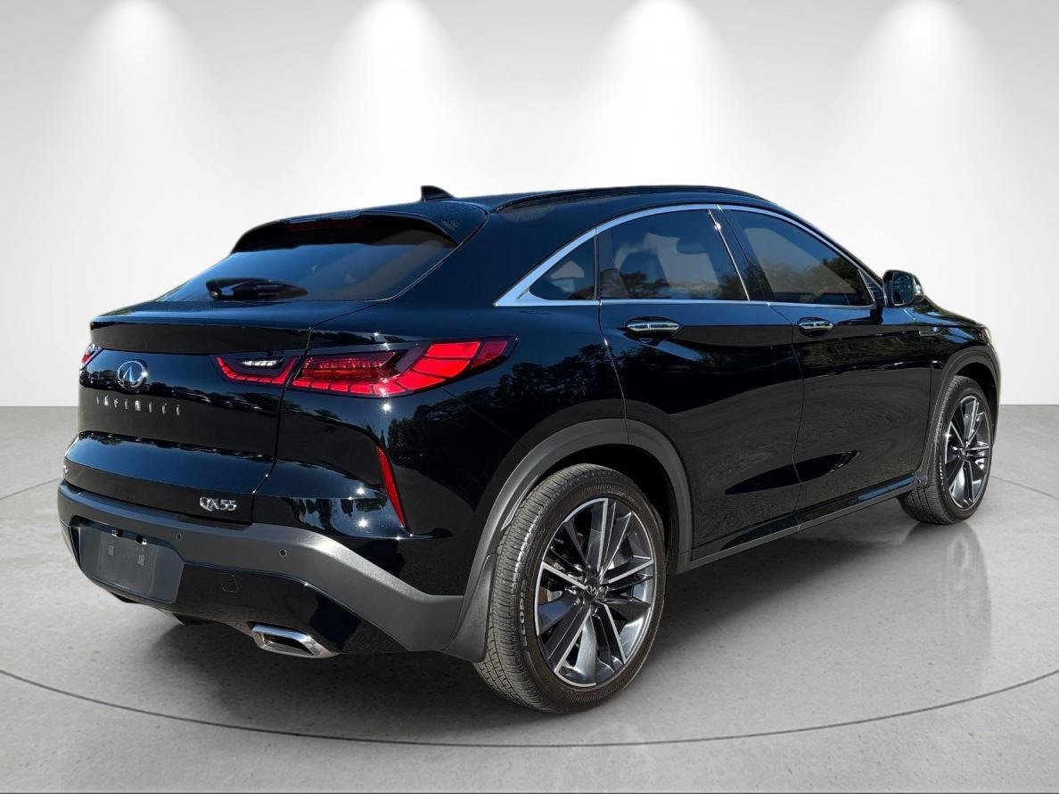 Used 2023 Black Obsidian INFINITI LUXE image 5
