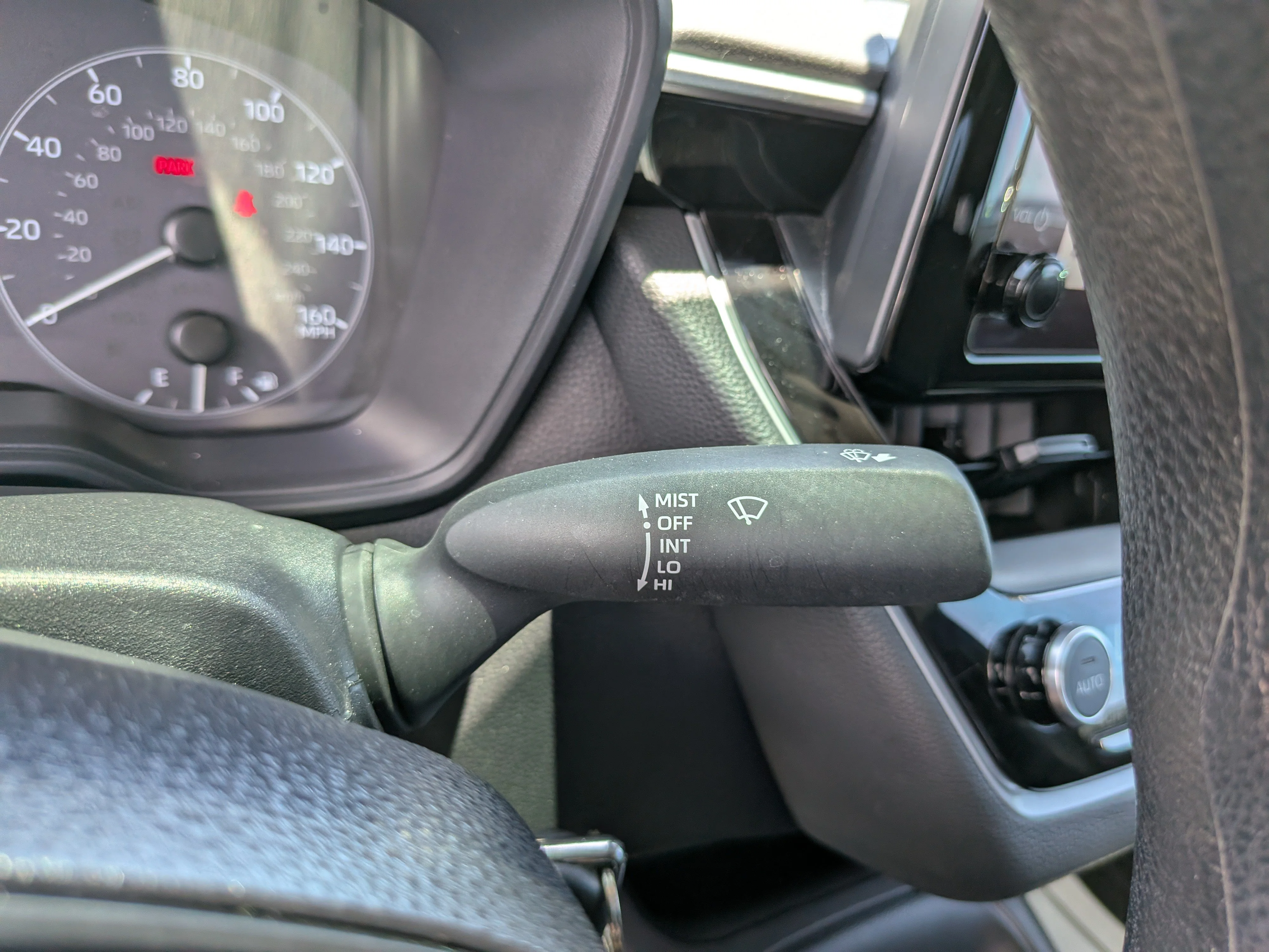 Used 2024 Ice Toyota LE image 33