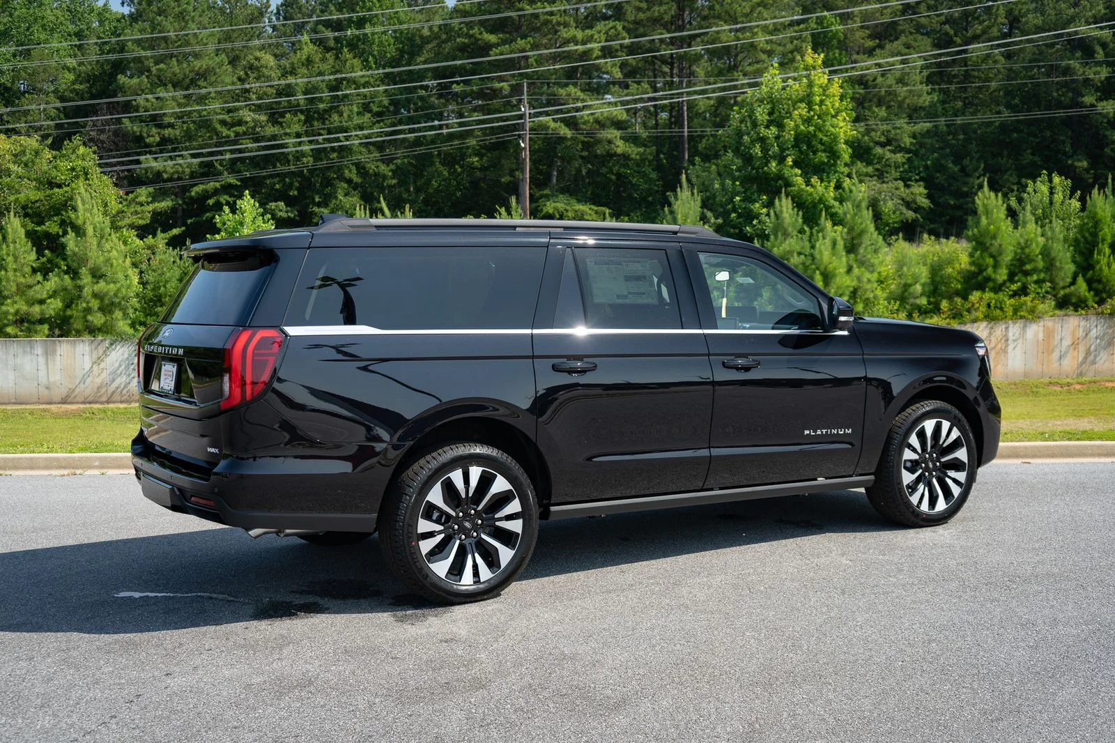 New 2027 Black Ford Platinum image 19