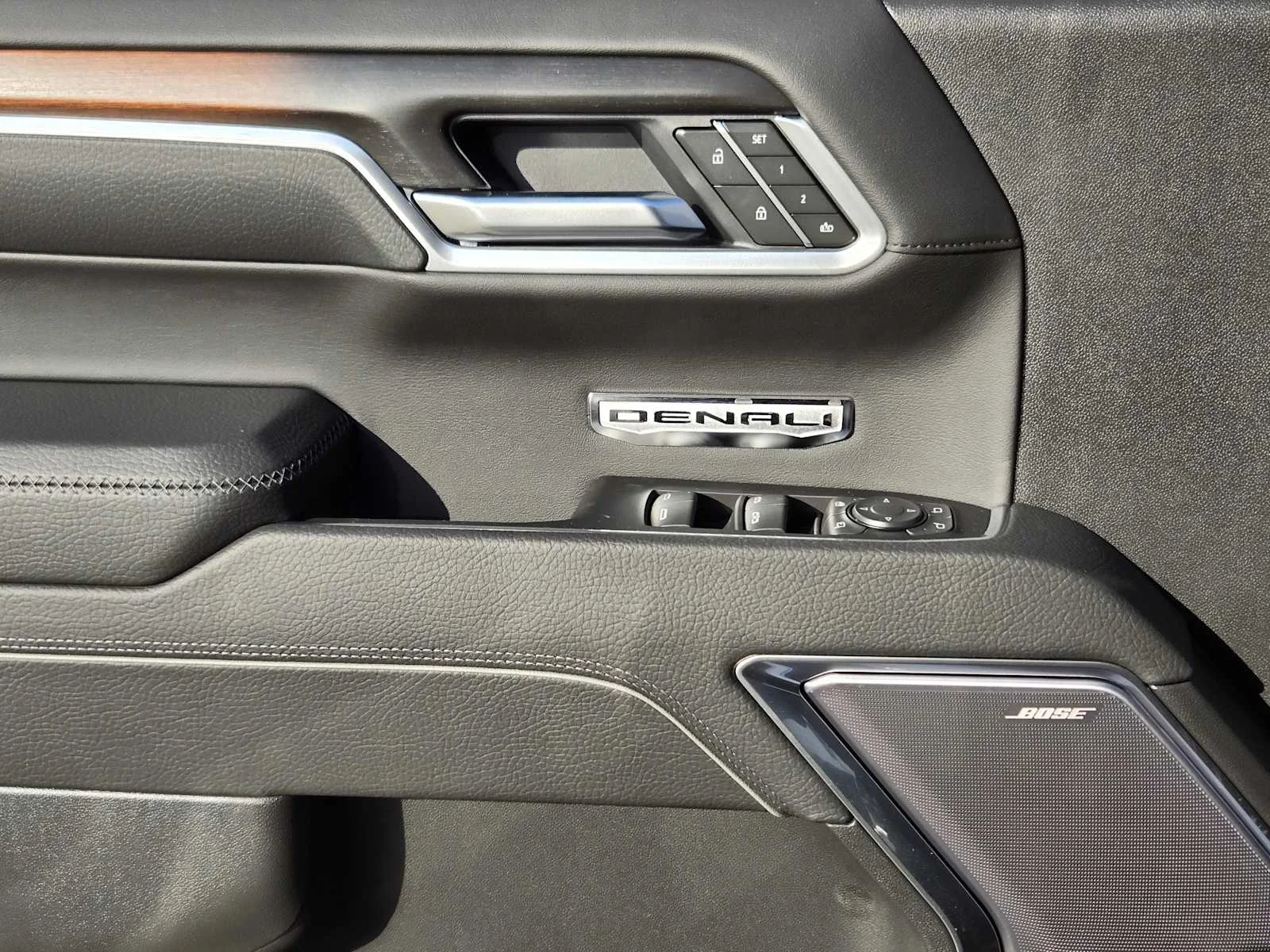 2026 GMC Sierra 1500 Denali - Photo 15