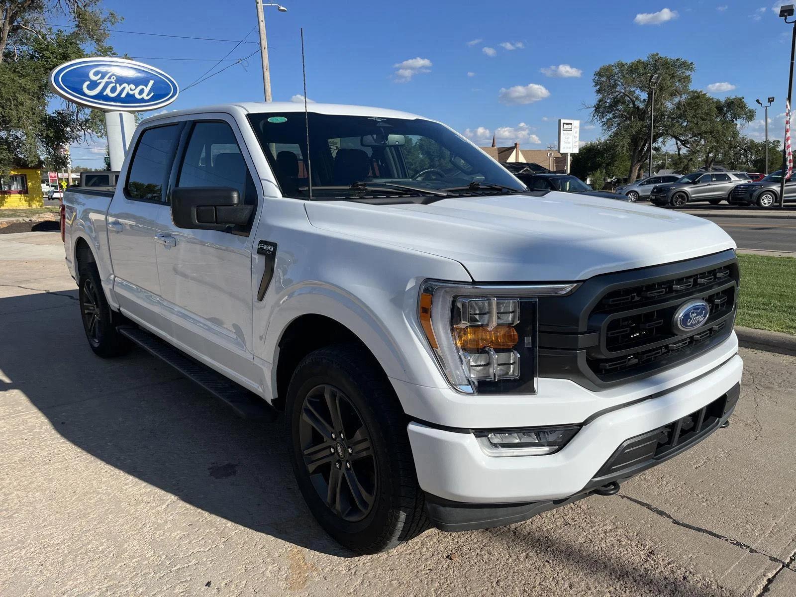 Certified Used 2023 Oxford White Ford XLT image 4