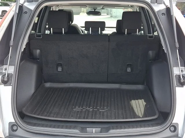 Used 2018  Honda EX image 27