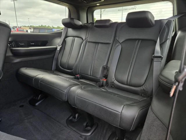 New 2026 High Gloss Black Exterior Paint Jeep Summit Obsidian image 18