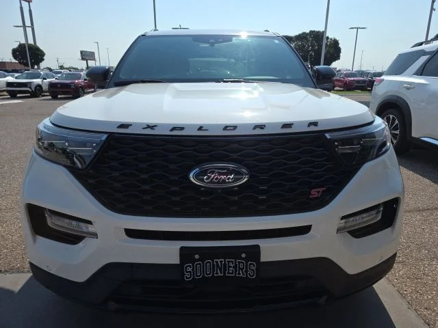 Used 2021 White Ford ST image 2