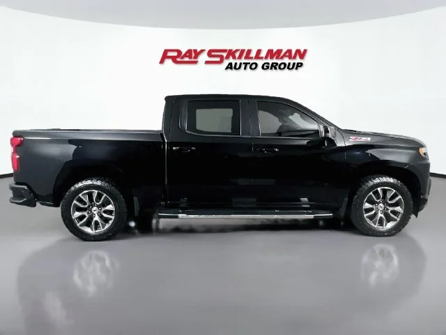Used 2020 Black Chevrolet RST image 8