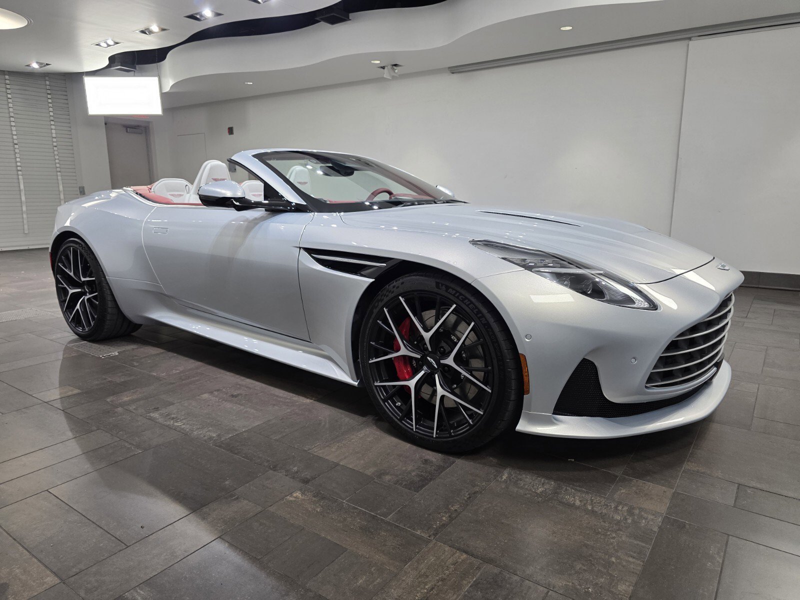2026 Aston Martin DB12 Volante's photo