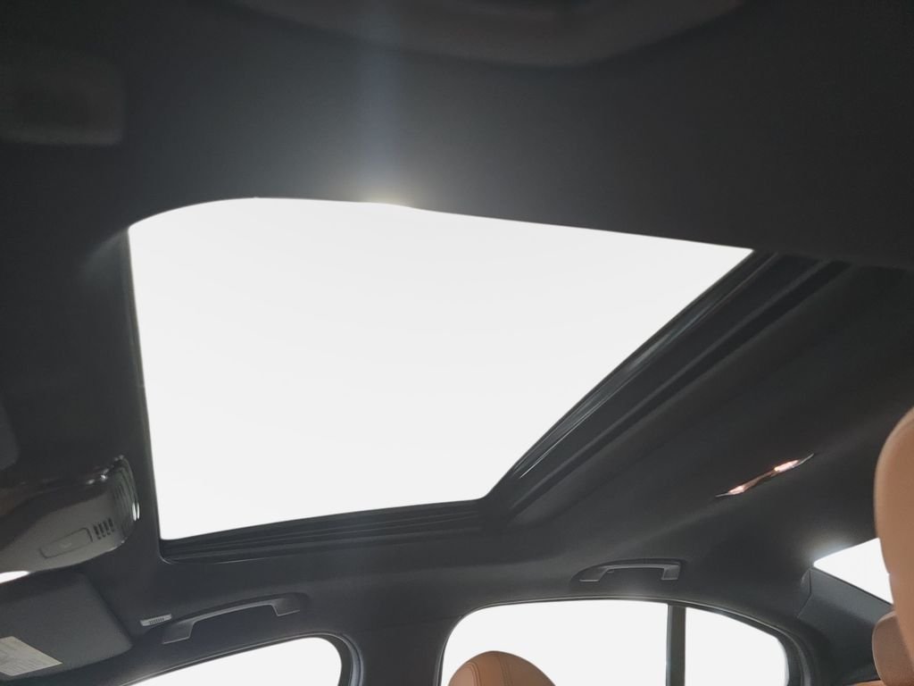New 2026 Alpine White BMW 330i image 15