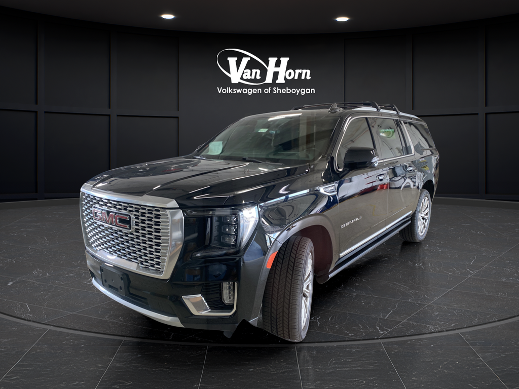 Used 2021 Onyx Black GMC Denali image 3