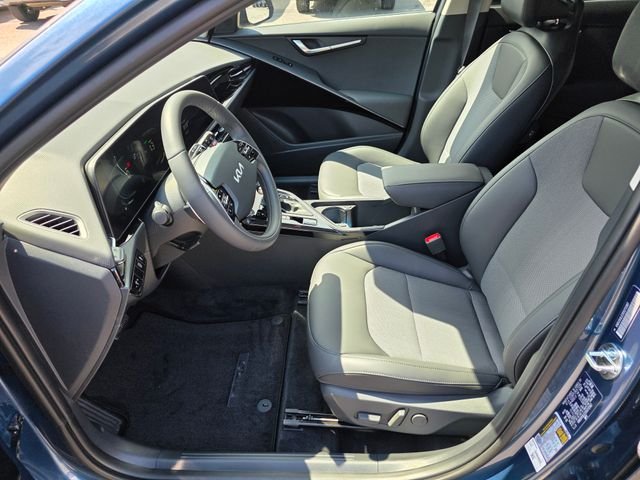 New 2026 Mineral Blue Kia EX image 14