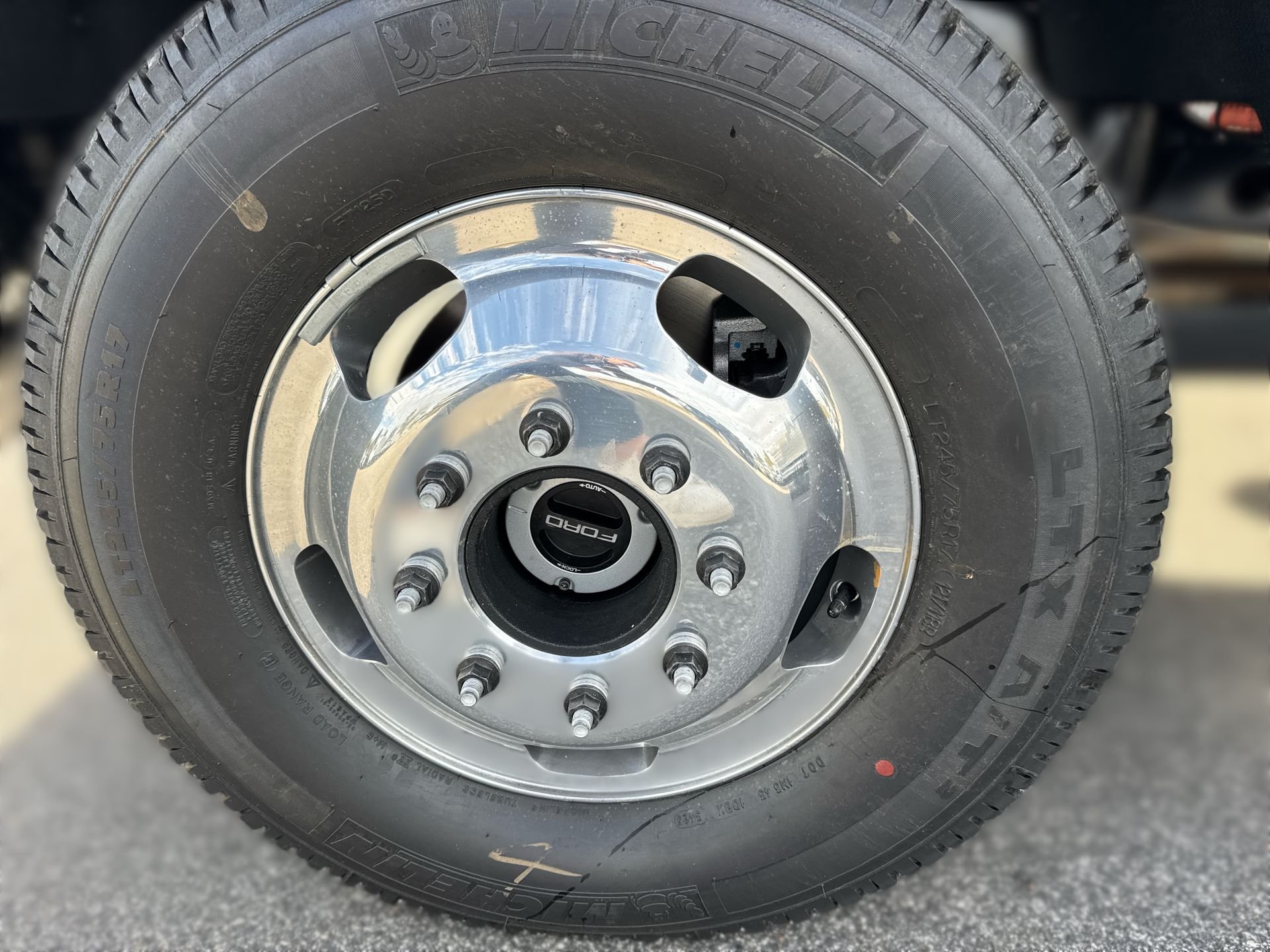 New 2026 Oxford White Ford F-350® XL image 2