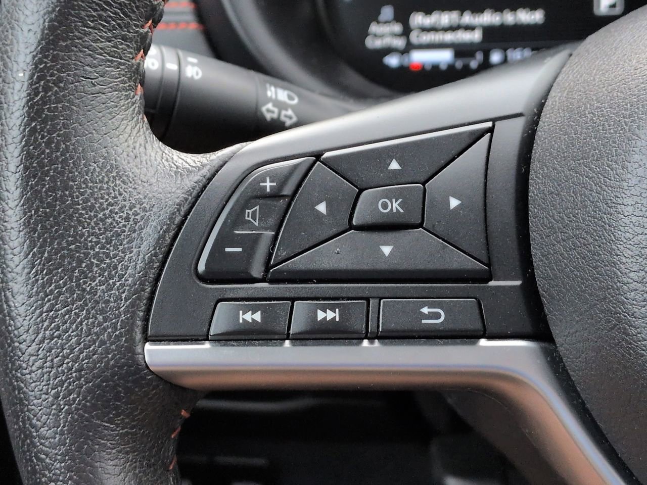 Used 2022 Boulder Gray Pearl Nissan SR image 22