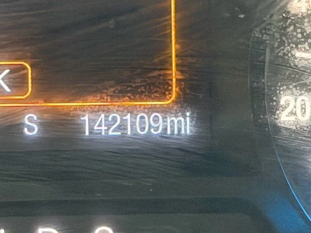 Used 2017 Blue Ford SE image 21