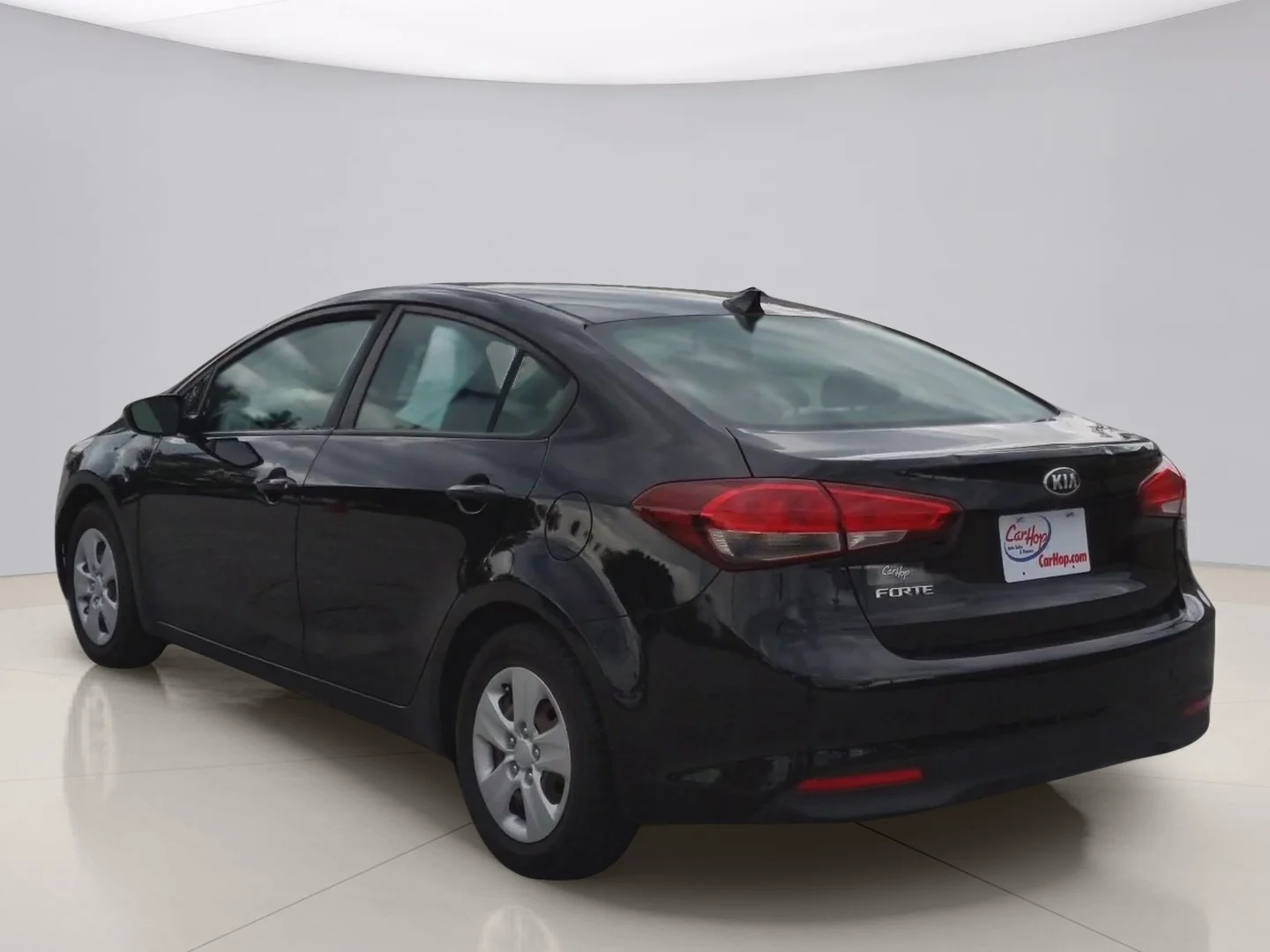 Used 2018 Black Kia LX image 3