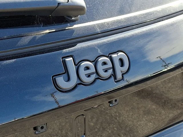 New 2026 Black Jeep Latitude image 23