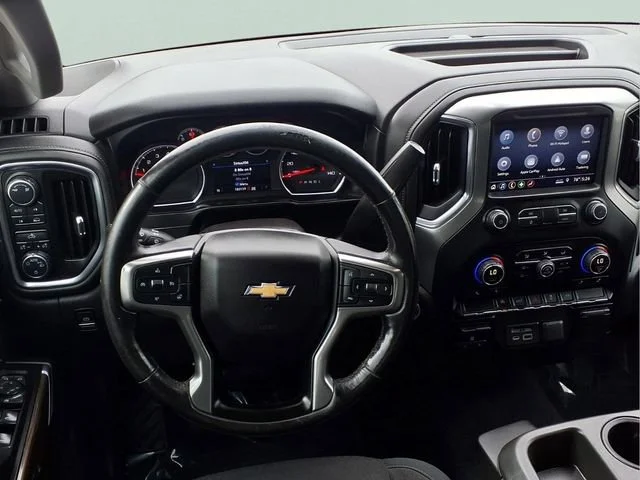 Used 2019 CAJUN RED TINTCOAT Chevrolet LT image 4