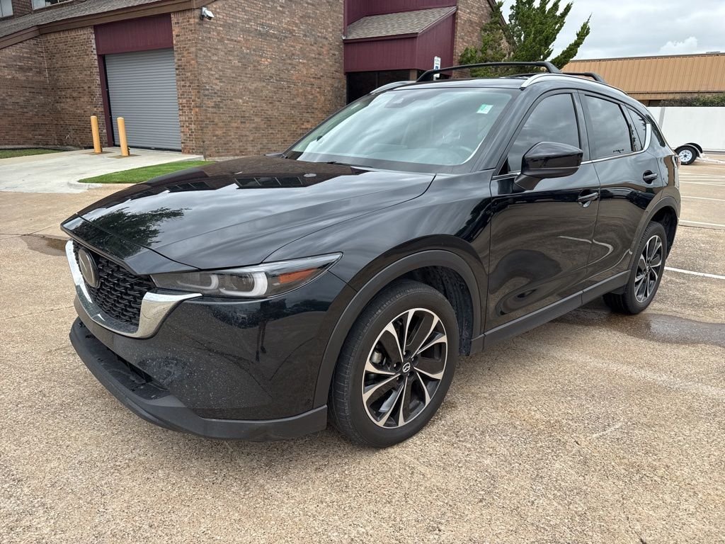2023 Mazda CX-5 S Premium package Auto AWD's photo