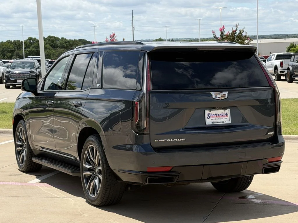Used 2021 Gray Cadillac Sport image 4