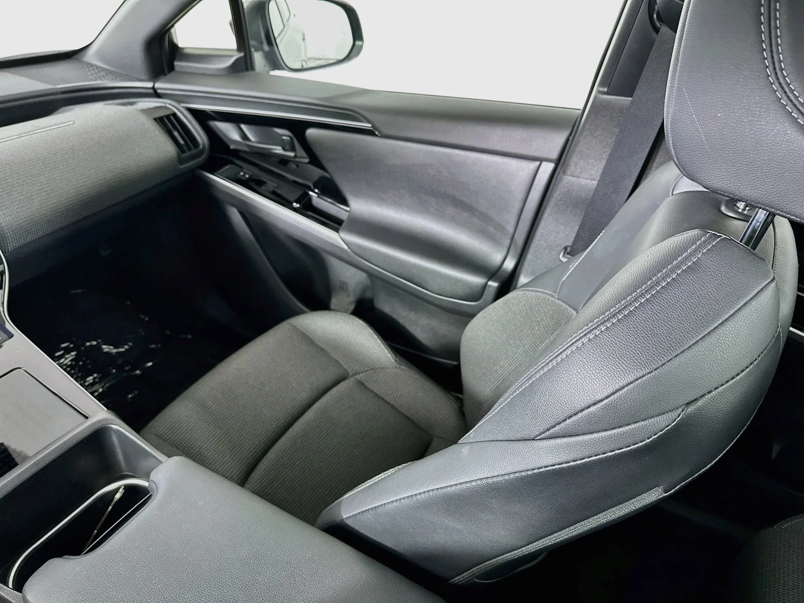 Used 2025 Black Toyota XLE image 23
