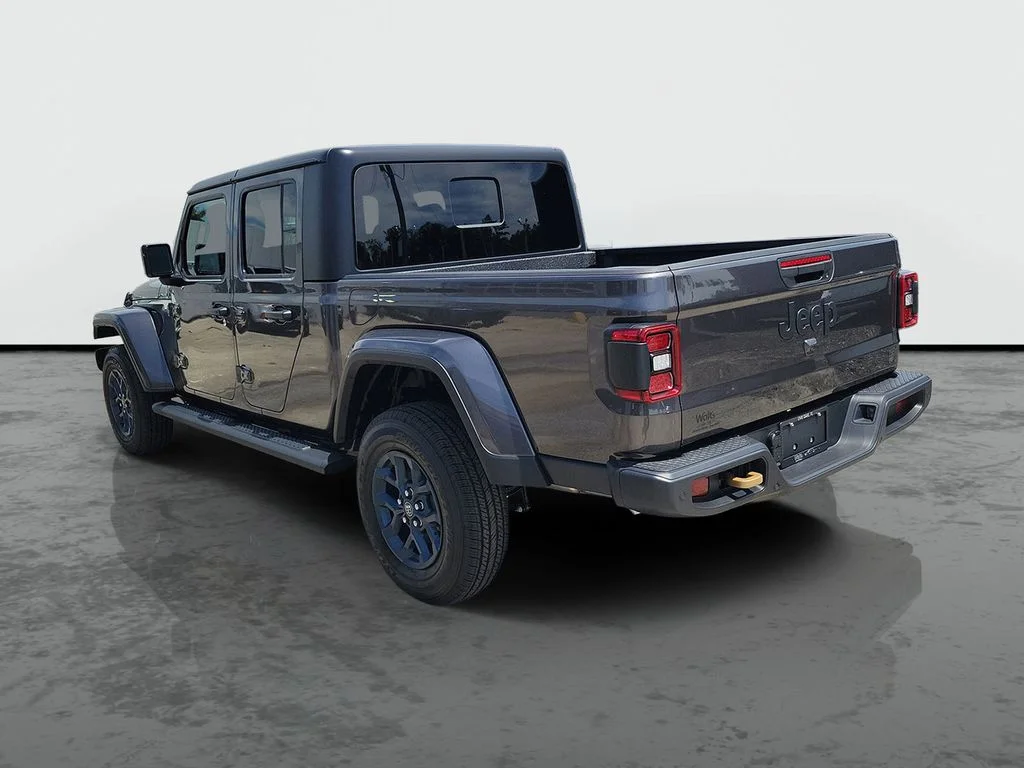 New 2026 Granite Crystal Metallic Clear-Coat Exterior Paint Jeep 85th Anniversary Edition image 3