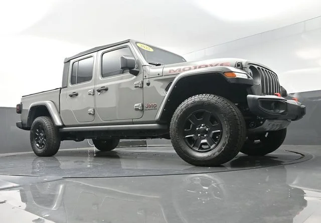 Used 2022 Gray Jeep Mojave image 45