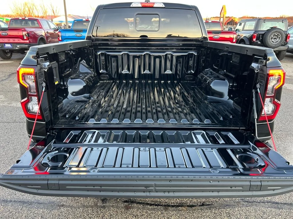 2025 Ford Ranger XLT - Photo 18