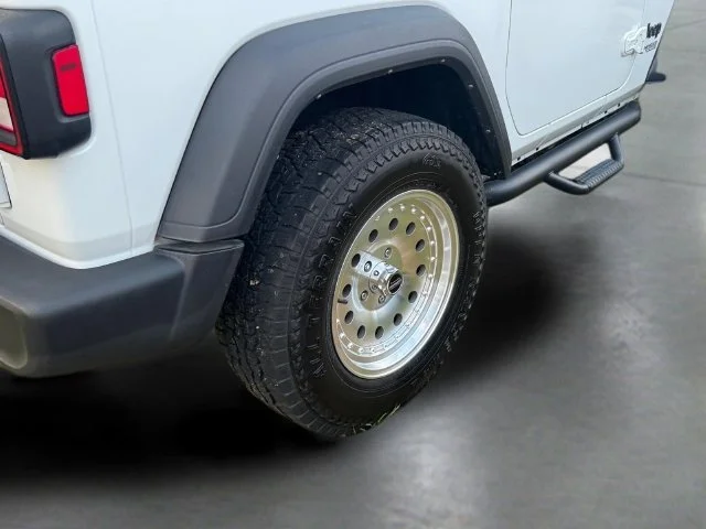 Used 2021 White Jeep Sport image 15