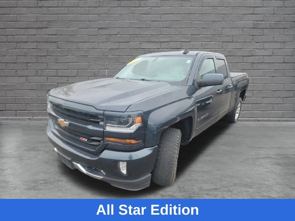 Used 2017 Gray Chevrolet LT image 4