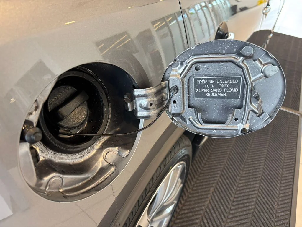 Used 2016 Gray INFINITI Base image 34