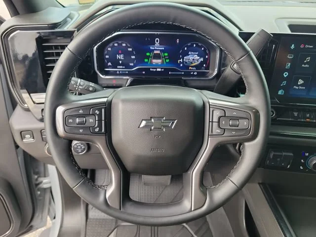 2025 Chevrolet Silverado 2500HD ZR2 - Photo 28