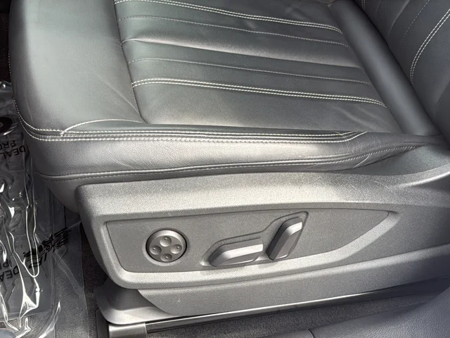 Used 2021 White Audi 45 Premium Plus image 18