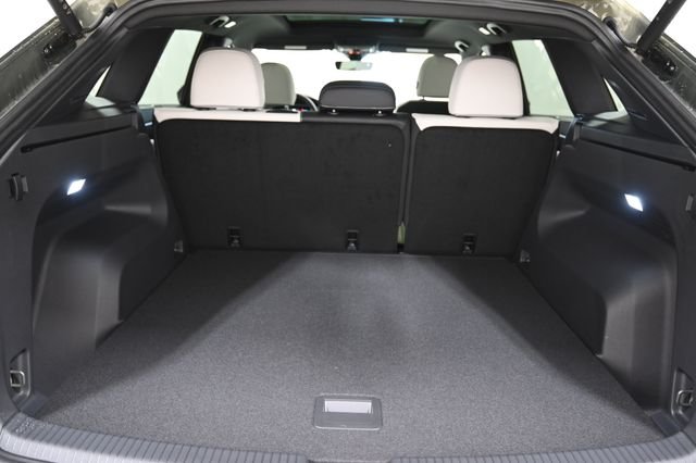 New 2026 Green Volkswagen 2.0T SEL Premium R-Line image 21