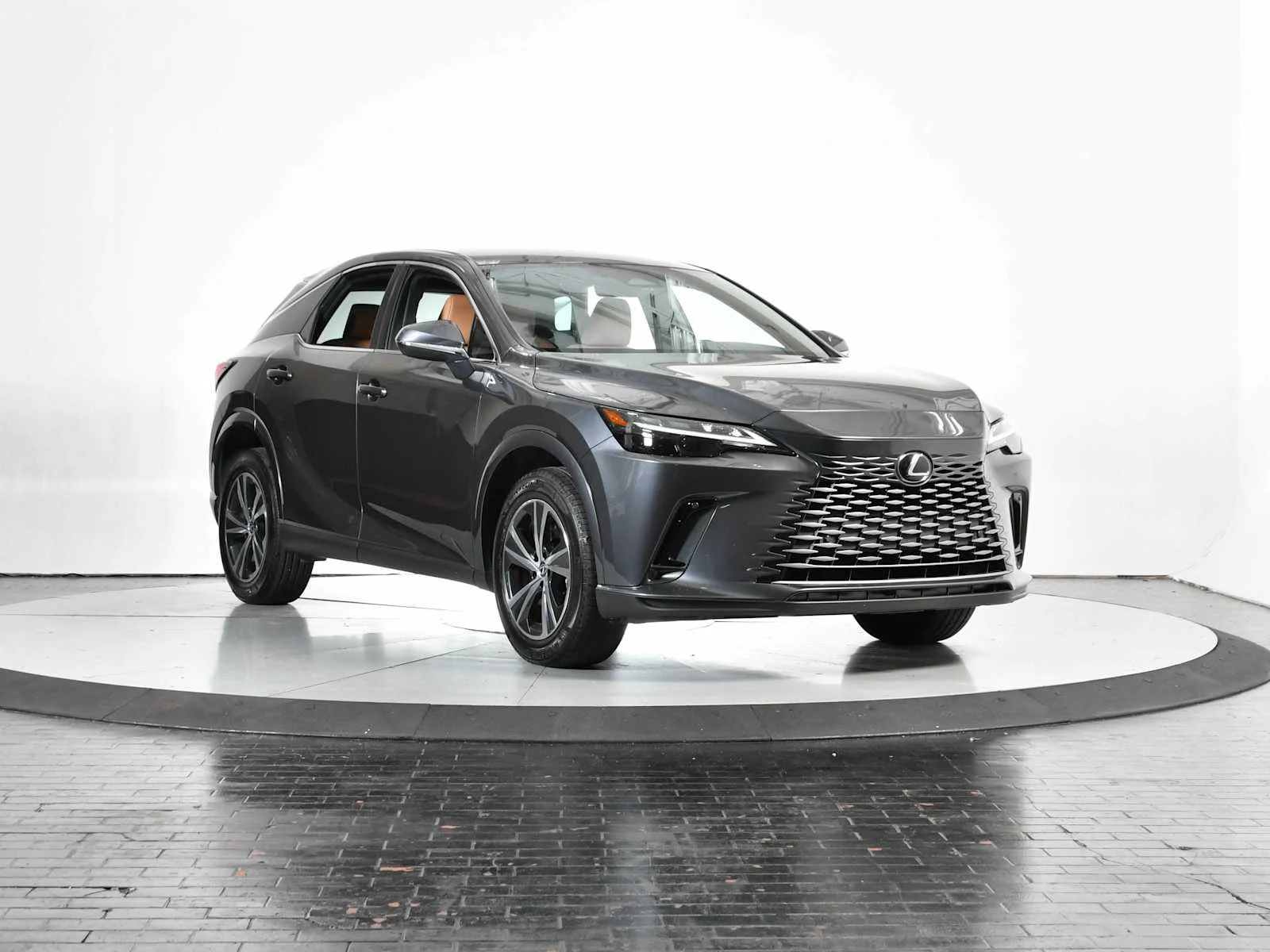 2025 Lexus RX 350 - Photo 9