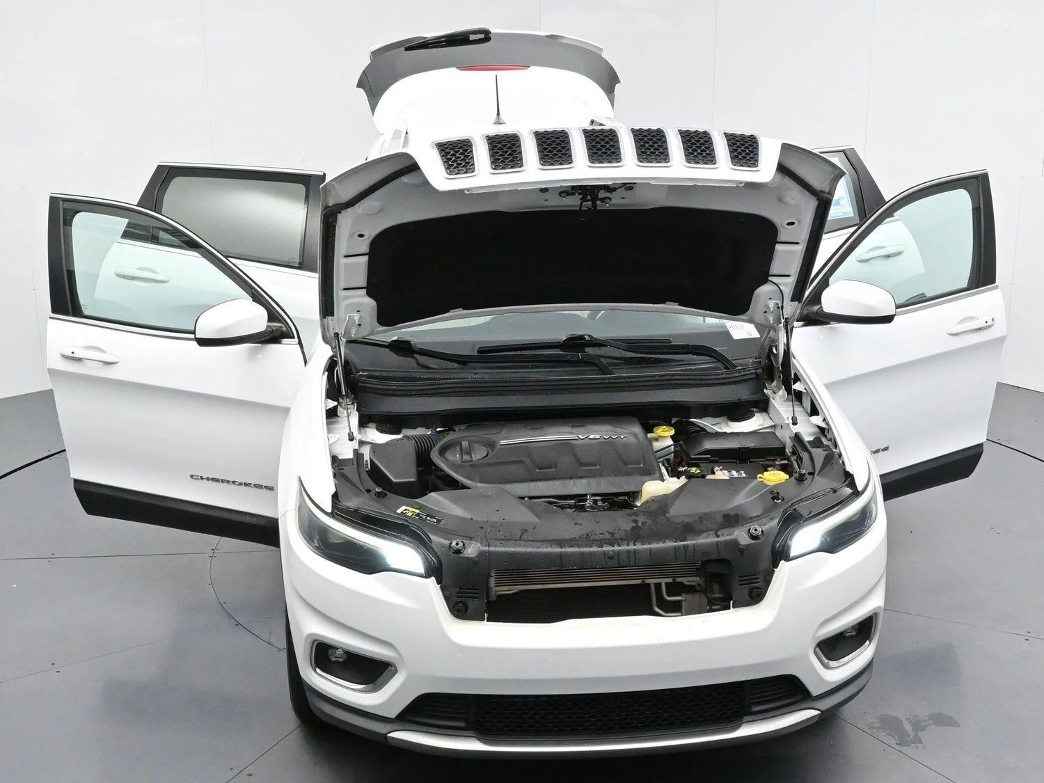Used 2019 Bright White Clearcoat Jeep Limited image 43