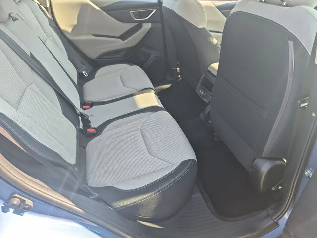 Used 2022 Blue Subaru Base image 31