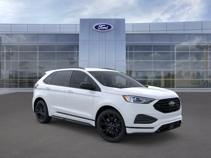 New 2023 Oxford White Ford SE image 7
