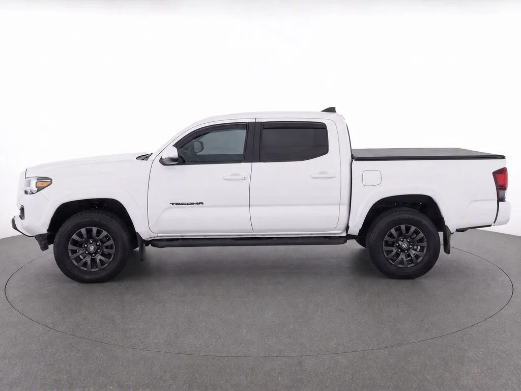 Used 2021 White Toyota SR5 image 7