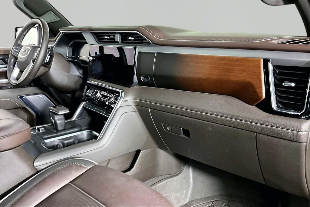 Used 2024 Black GMC Denali image 22