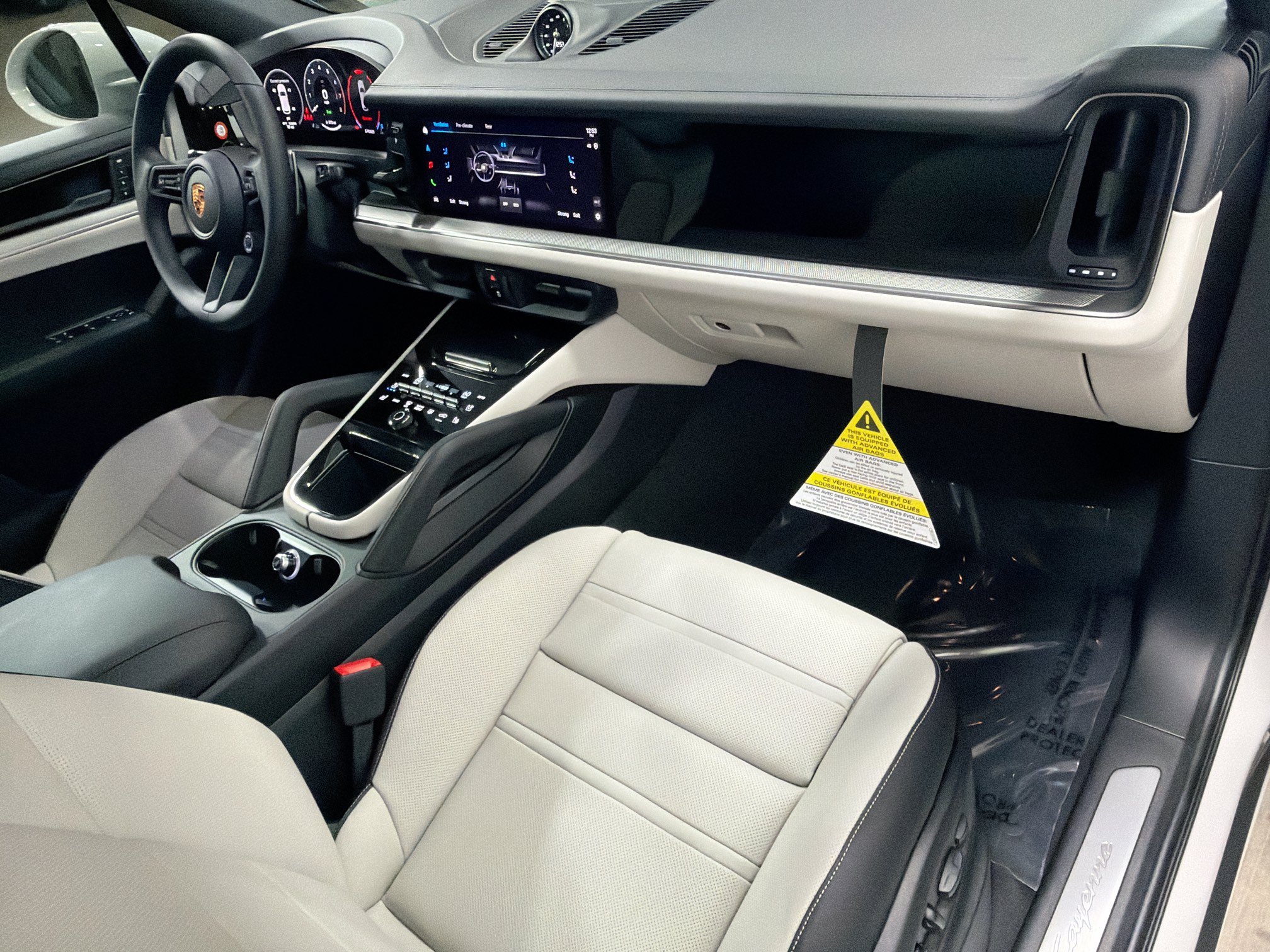 New 2026 Chalk Porsche E-Hybrid image 15