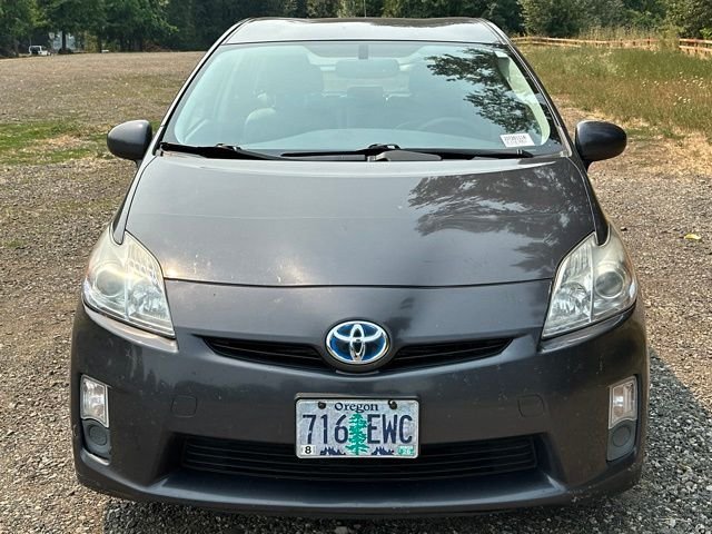 Used 2010 Winter Gray Metallic Toyota I image 3