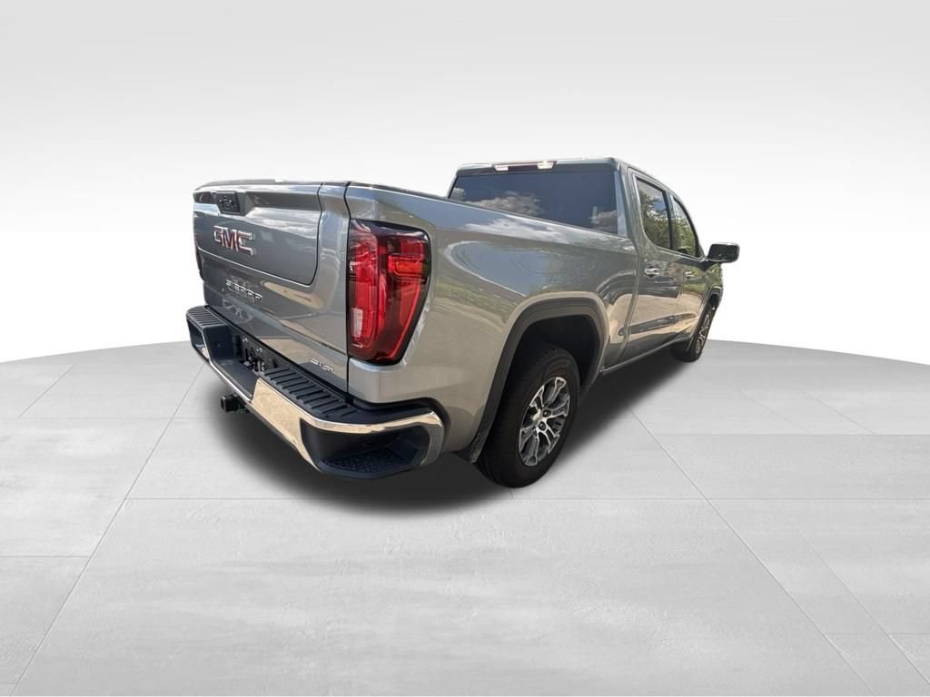 Used 2025 Sterling Metallic GMC SLT image 8