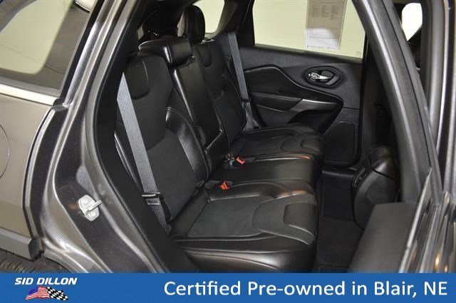 Certified Used 2020 Granite Crystal Metallic Clearcoat Jeep Limited image 9