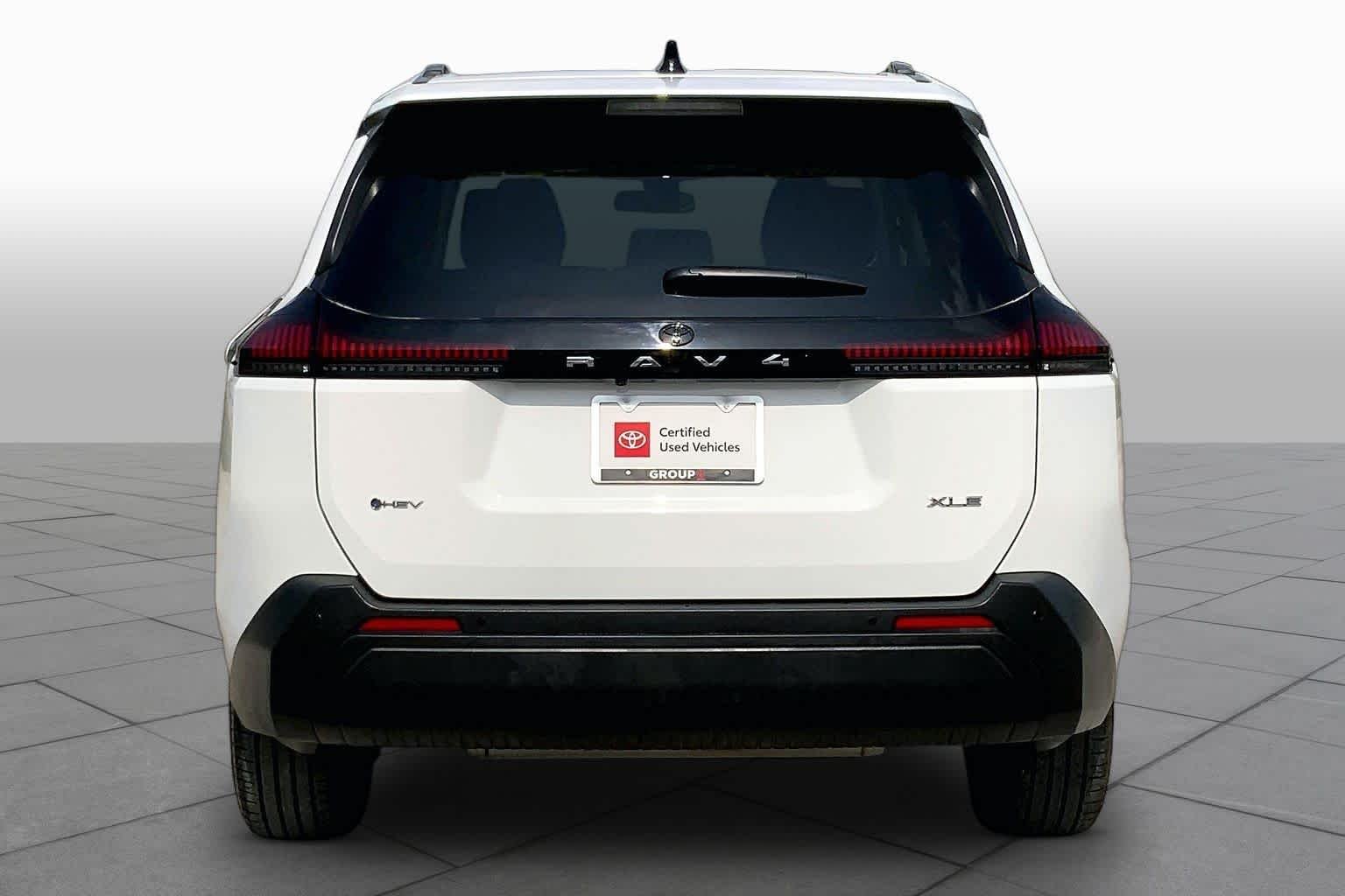Certified Used 2026 Ice Cap Toyota XLE Premium image 5