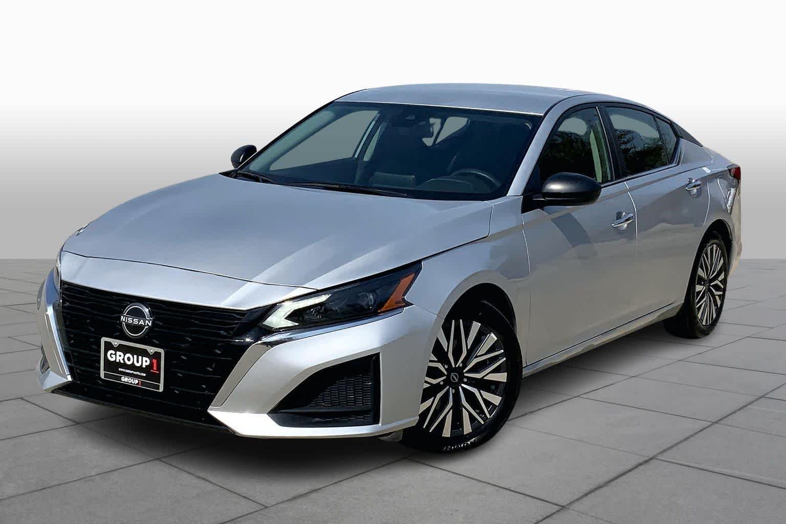 2024 Nissan Altima SV