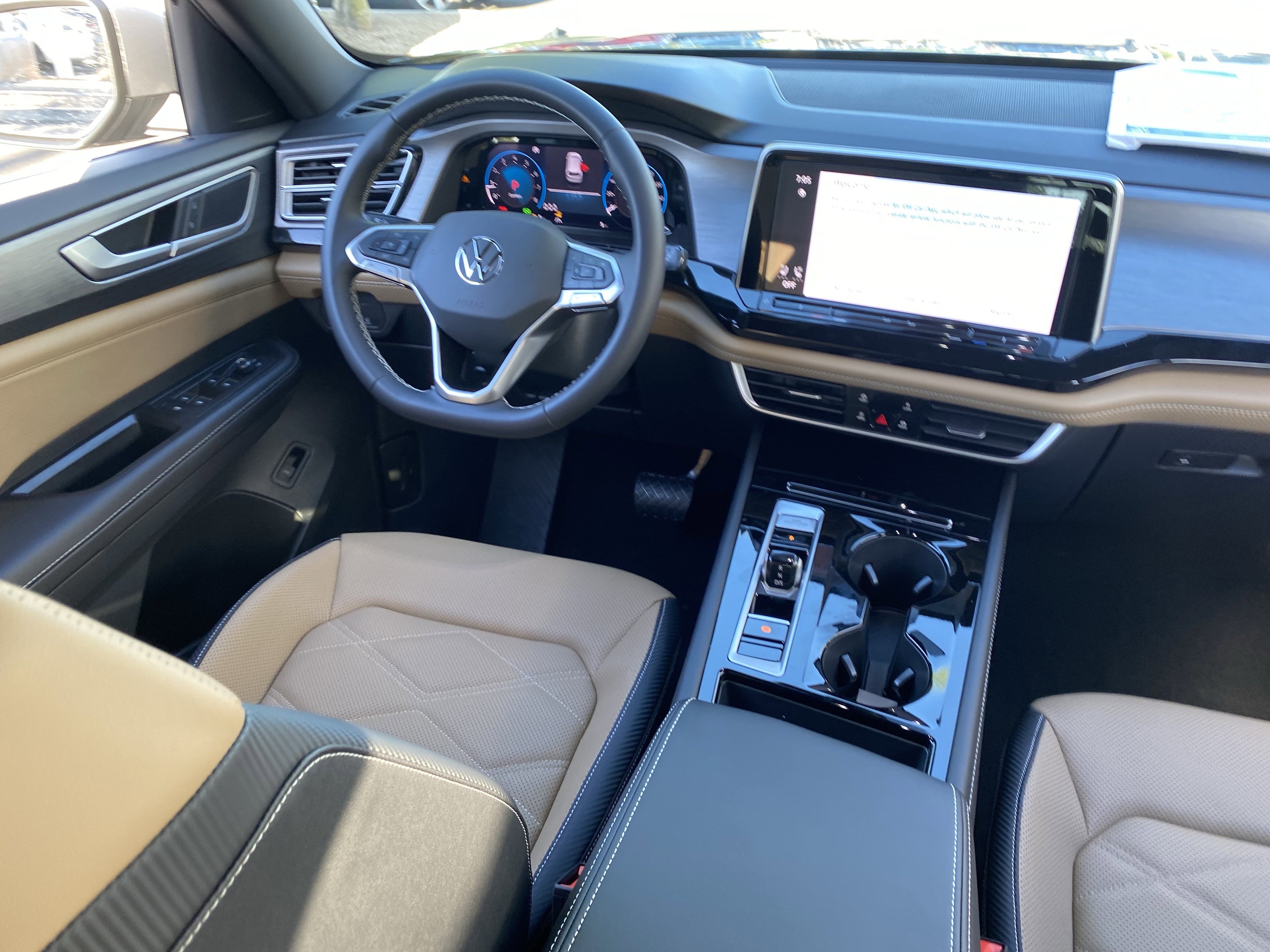 2026 Volkswagen Atlas Cross Sport SE w/Tech - Photo 10