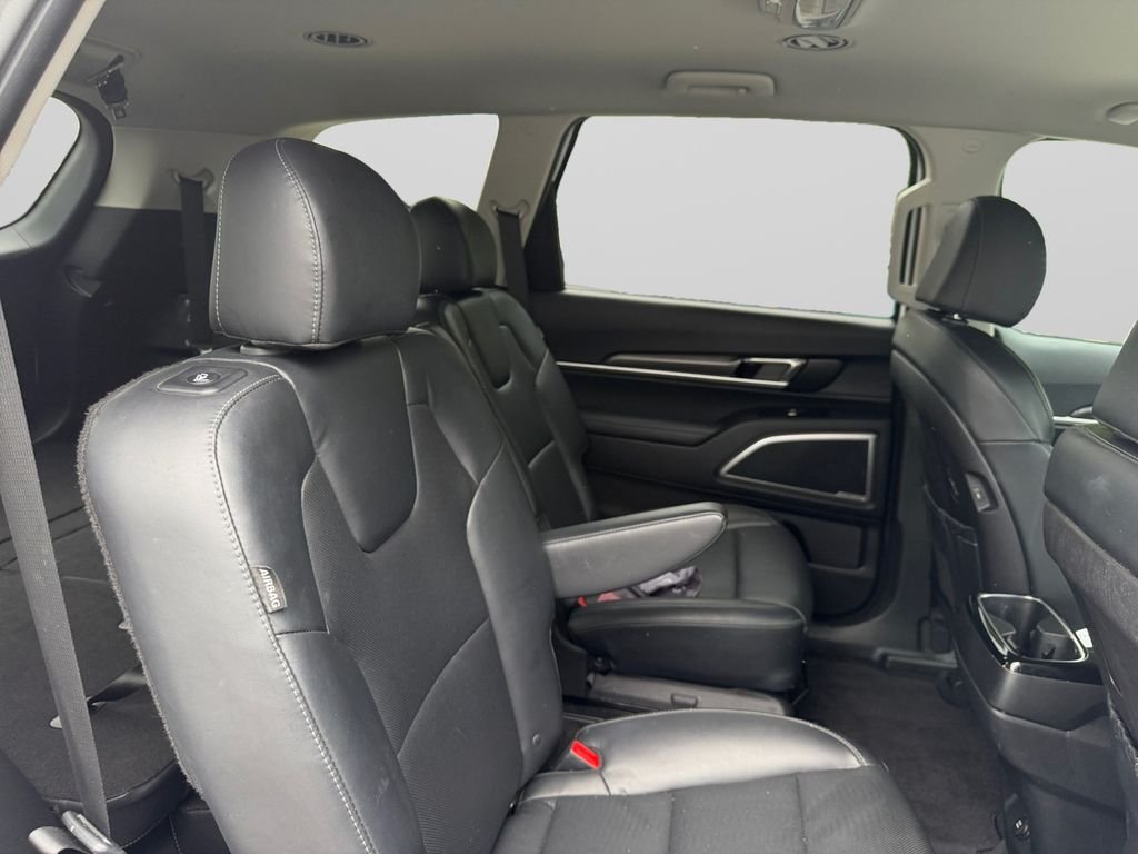 Certified Used 2023 White Kia S image 18