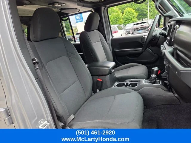 Used 2018 Billet Silver Metallic Jeep Unlimited Sport S image 18