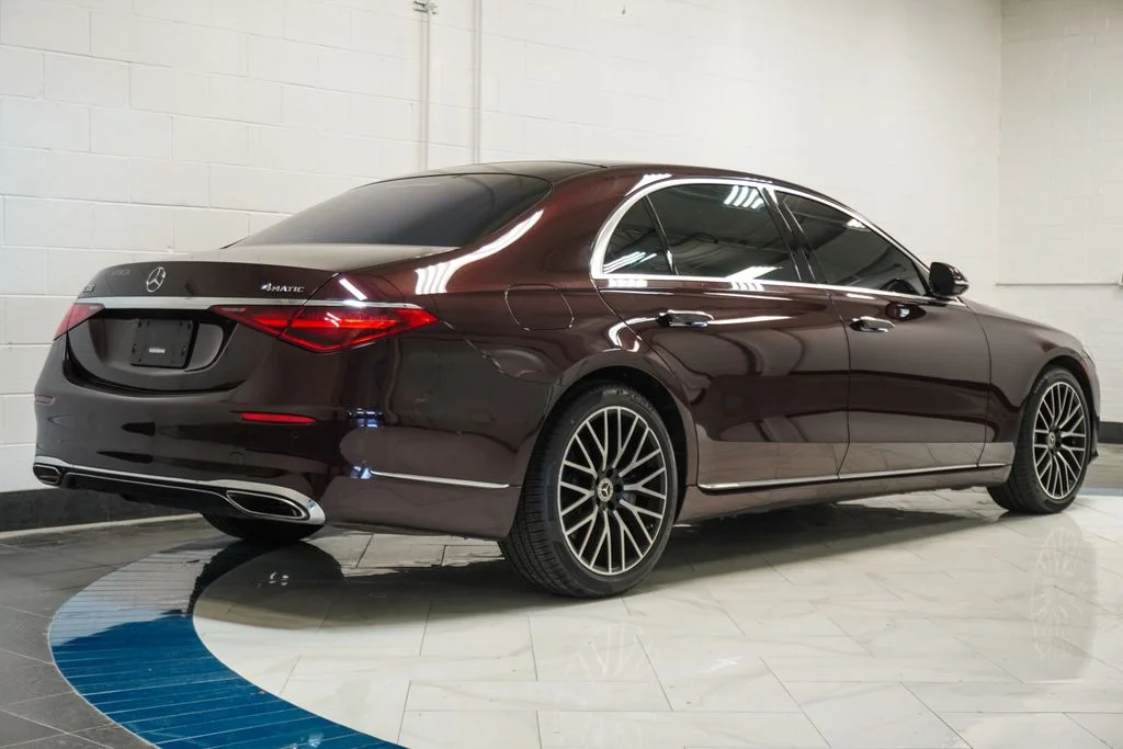 Used 2022 Red Mercedes-Benz S 580 image 34