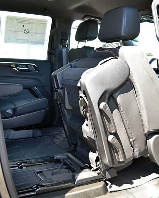2026 Chevrolet Suburban LT - Photo 16
